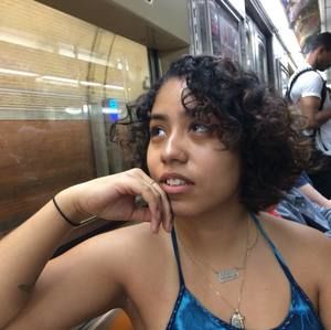 Meet your Posher, Maya